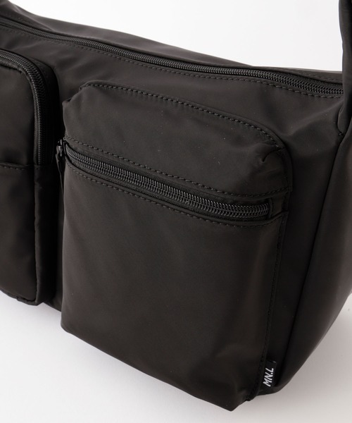 ⭐︎新品⭐︎  ブラック ボディバッグ ショルダーバック welise（ウェライズ） ショルダーバッグ 「welise×ADAMPATEK」アーティ バッグ