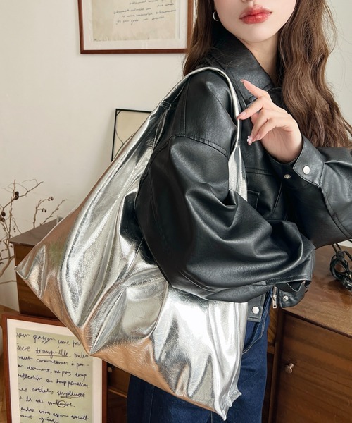 トートバッグ ワンハンドルトライアングルメタリックレザートート
