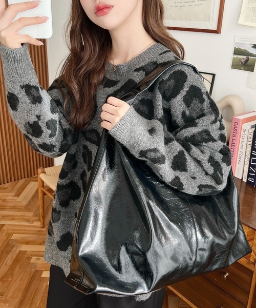 トートバッグ ワンハンドルトライアングルメタリックレザートート