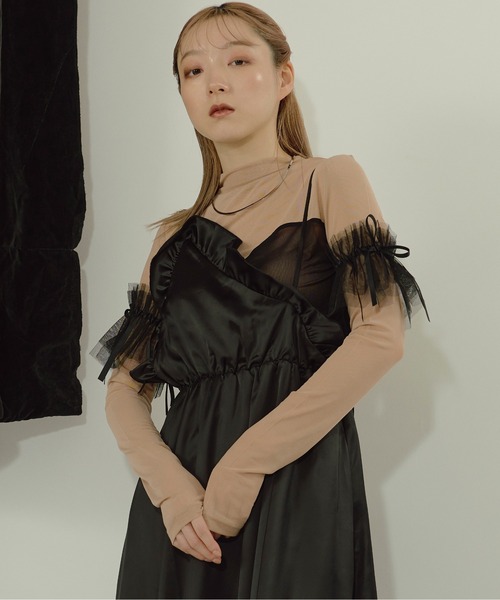 シーニュ チュールシアートップス Beatrice ブラック 888020411.jpg