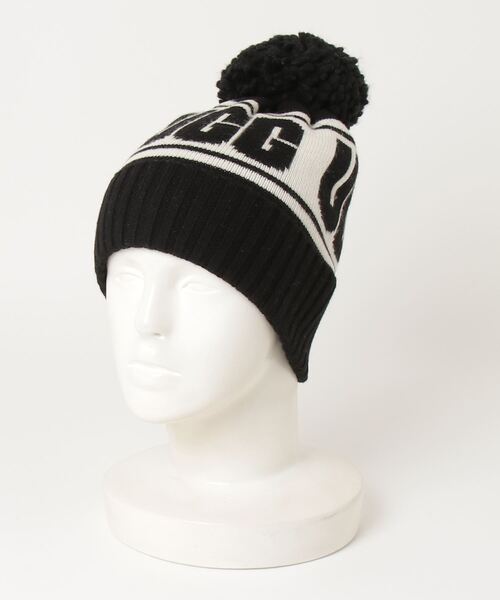 UGG 黒 ニット帽 ロゴ入り UGG Australia（アグオーストラリア） 「UGG」 ニットキャップ