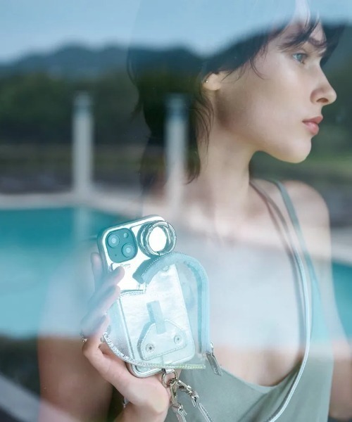ajew スマホケース ajew/エジュー/PVC heart/i Phone16_16Pro