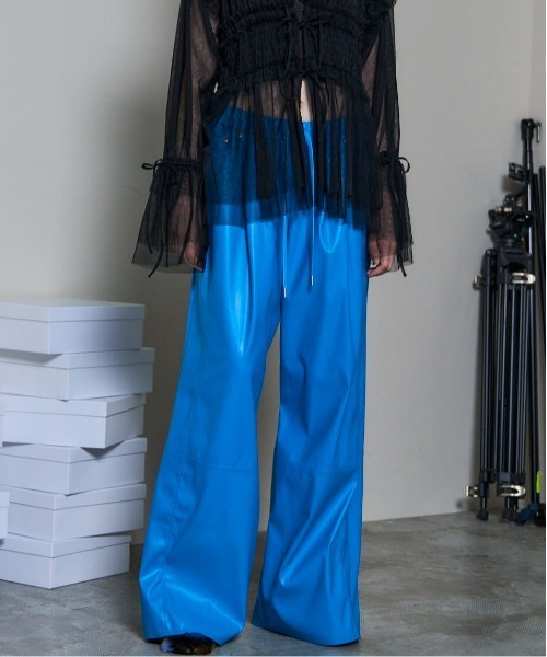 MAISON SPECIAL パンツ Volume Wide Vegan Leather Pants