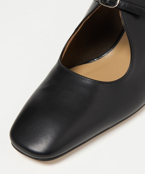 ODETTE E ODILE（オデット エ オディール） パンプス センターベルト