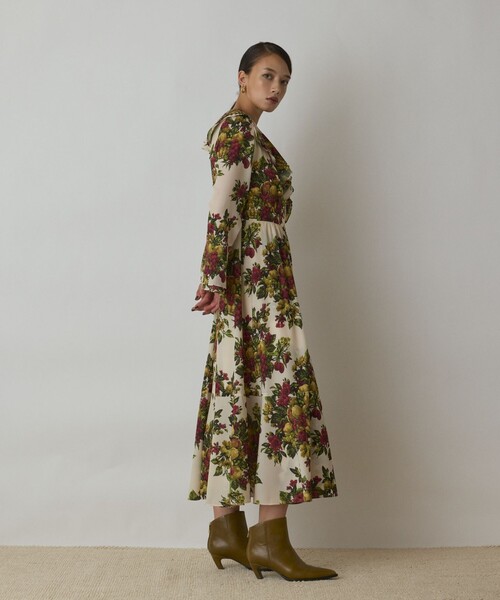 美品GRACE CONTINENTALボタニカルロングワンピース(ベルト付き) GRACE CONTINENTAL（グレースコンチネンタル） ワンピース ボタニカル