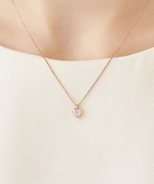 【カナル４℃】Xmas限定 10Kネックレス カナル 4℃のクリスマスジュエリー、“シャンパンの泡”着想ネックレスや