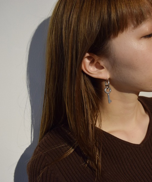 「e.m.」 ピアス（片耳用） FREE シルバー レディース_画像3