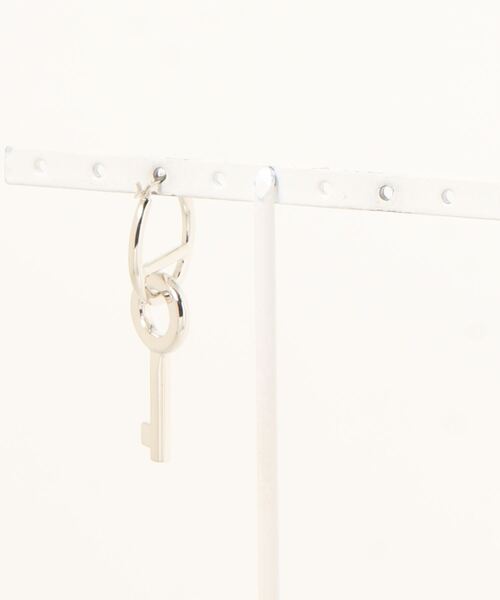 「e.m.」 ピアス（片耳用） FREE シルバー レディース_画像5