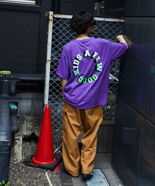 「A FEW GOOD KIDS」 半袖Tシャツ LARGE ライトグレー メンズ_画像9