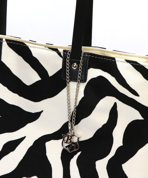 Bermosa トートバッグ ゼブラ柄 チャーム付 トートバッグ A4収納可