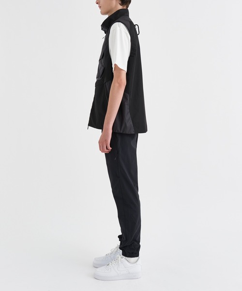 WHITE MOUNTAINEERING（ホワイトマウンテニアリング） ベスト 【White