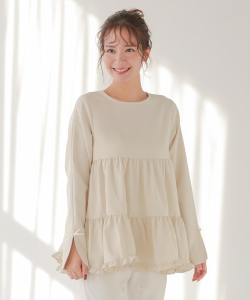 完売商品Fitmore スリットスリーブ裾フリルティアードブラウス Fit more（フィットモア） ブラウス シャツ スリットスリーブ裾フリル