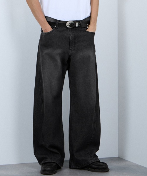 ジーンズ Curved Wide-Leg Denim Pants デニムカーブワイドパンツ