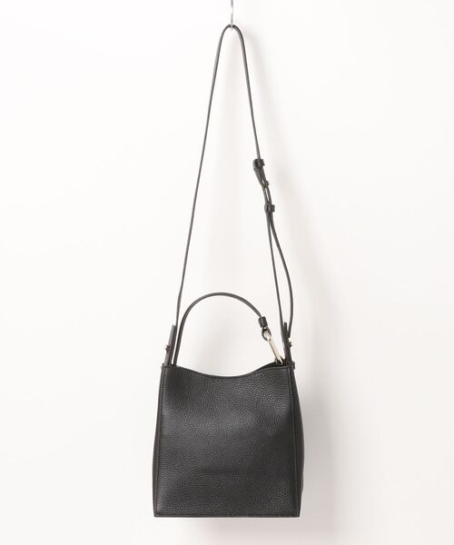 FURLA（フルラ） ショルダーバッグ バッグ ヌヴォラ (Furla Nuvola