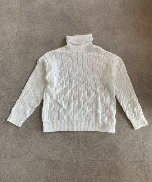 セーター ニット ビッグシルエットケーブルタートルネックニット
