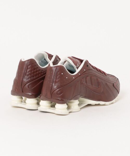 NIKE（ナイキ） スニーカー SHOX R4 ウィメンズ ショックス R4 WIM6690