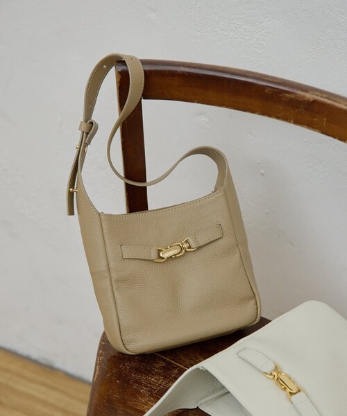 新品タグ付 2.718 GALLARDAGALANTE ラウンドミニバッグ 革