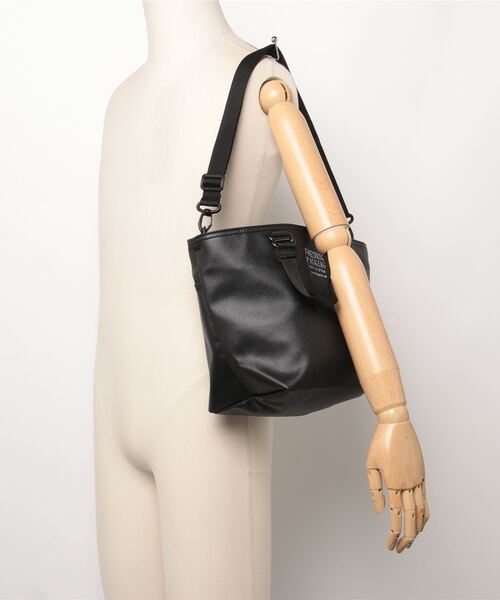 「FREDRIK PACKERS」 2WAYバッグ ONESIZE ブラック レディース_画像5