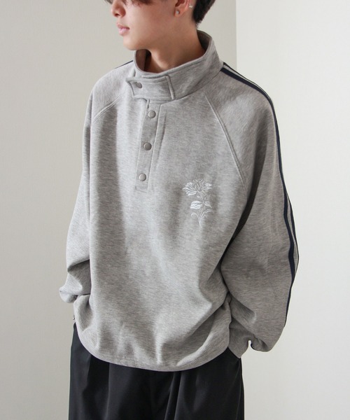 極美品✨レオナール　セットアップ　人物、花柄　肩パッド入り　金ボタン　Ｍサイズ ワンショルダー 長袖 レザー ロングパンツ ヒョウ柄 k-pop 衣装 キッズ