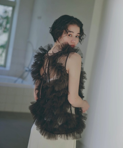 NOTREemor asymmetry tulle tops ノートルエモア asymmetry tulle tops🪽♡ @emor__official ボリューミーな