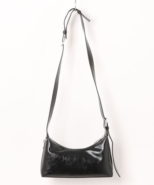 完売品 未使用 CHARLES & KEITH ブラックショルダーバッグ CHARLES & KEITH 「CHARLES & KEITH」 ショルダーバッグ S