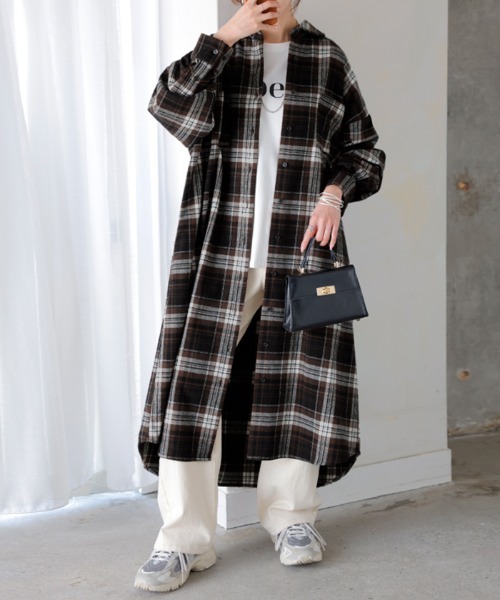 美品⁂センソユニコ⁂膝丈ワンピース　ロングシャツ　羽織り　リネン混　チェック　L HUG.U（ハグユー） シャツワンピース チェックロングシャツワンピース