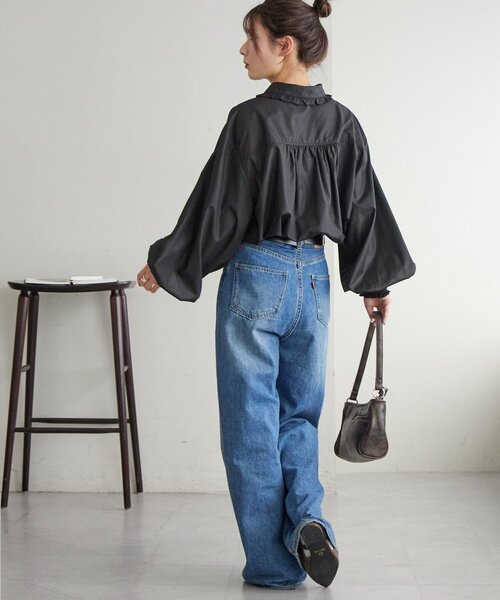 DIAPREディアプレ　ネイビー紺色のフリル　ノーカラーブラウス Petal collar shirt(Navy) – Audire