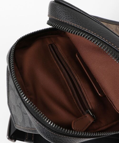 COACH（コーチ） ショルダーバッグ - ブラウン メンズ : ZOZOTOWN