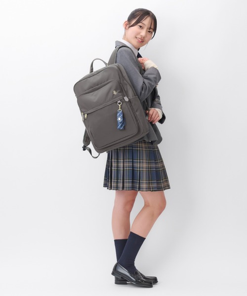 ACE ジュエルナローズ　グレー リュック 25L ○お値下げ済みです○ Jewelna Rose（ジュエルナローズ） デイバック リュック 入学式 卒業式