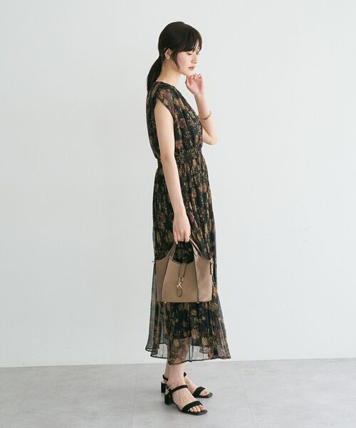YECCA VECCA（イェッカヴェッカ） ワンピース 夏 シアー花柄プリーツ