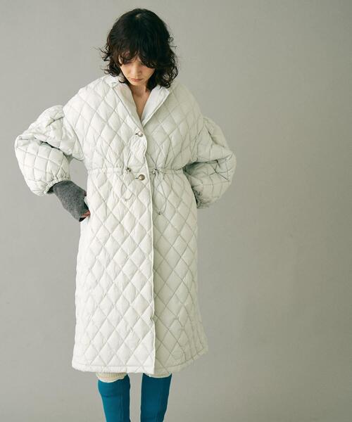 ダウンコート ダウンジャケット 「別注」KWD×ザ グッドランド マーケット　GREEN DOWN QUILTING JACKET レディースの画像