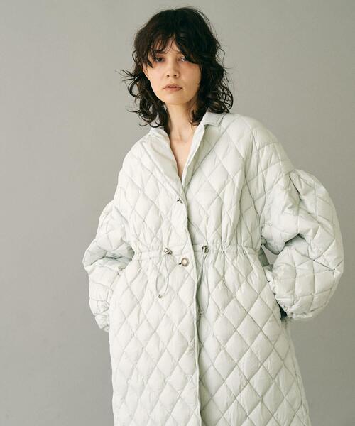 ダウンコート ダウンジャケット 「別注」KWD×ザ グッドランド マーケット　GREEN DOWN QUILTING JACKET レディースの画像