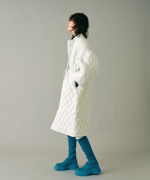 ダウンコート ダウンジャケット 「別注」KWD×ザ グッドランド マーケット　GREEN DOWN QUILTING JACKET レディースの画像