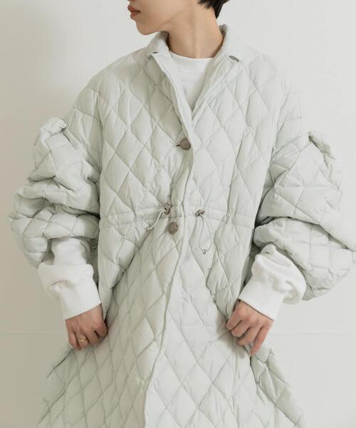 ダウンコート ダウンジャケット 「別注」KWD×ザ グッドランド マーケット　GREEN DOWN QUILTING JACKET レディースの画像