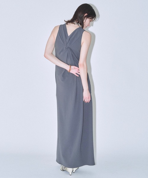 ワンピース Back twisted desing long dress / バックツイストデザイン