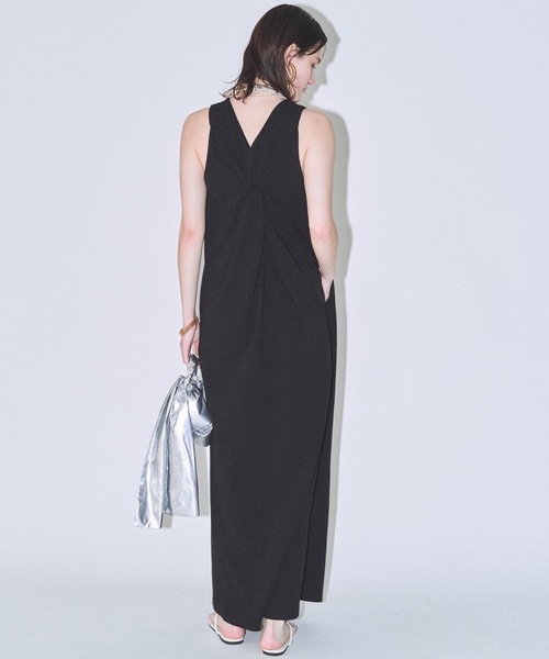 ワンピース Back twisted desing long dress / バックツイストデザイン