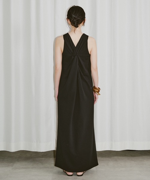 ワンピース Back twisted desing long dress / バックツイストデザイン