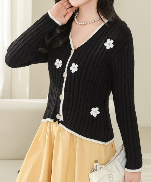 アイボリー 長袖カーディガン 花柄インナー付き アイボリー 長袖カーディガン 花柄インナー付き