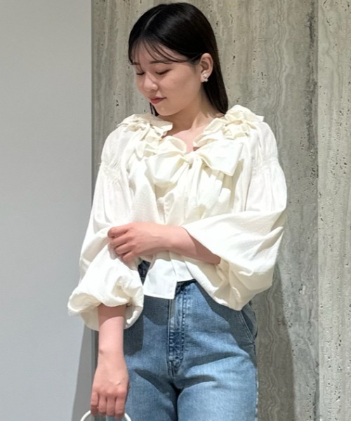 【新品】セルフォード　ボウタイシフォンブラウス　ベージュ　石原さとみさん着用 石原さとみさんが着るCELFORDの大人気ワンピやブラウスが追加