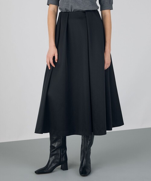 新品タグ付き【レリアン】ウエストゴム仕様 タック フレアスカート 黒 17+ 新品タグ付き【レリアン】ウエストゴム仕様 タック フレアスカート 黒