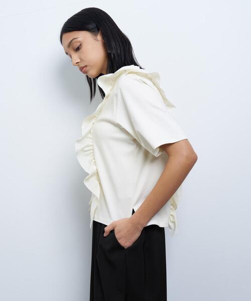 試着のみ　LANVIN en Bleu プリーツ　シャーリング フリルトップス 試着のみ LANVIN en Bleu プリーツ シャーリング フリルトップス