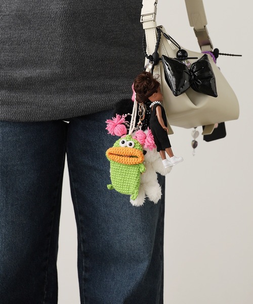 ROOP TOKYO キーケース Key case with woolen monster motif / 毛糸