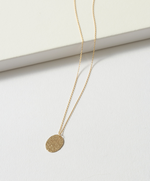 Lilas ネックレス 10mmオーバルテクスチャーモチーフ50cm