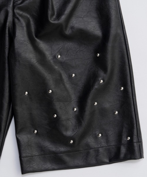 MAISON SPECIAL（メゾンスペシャル） パンツ Studs Leather Shorts