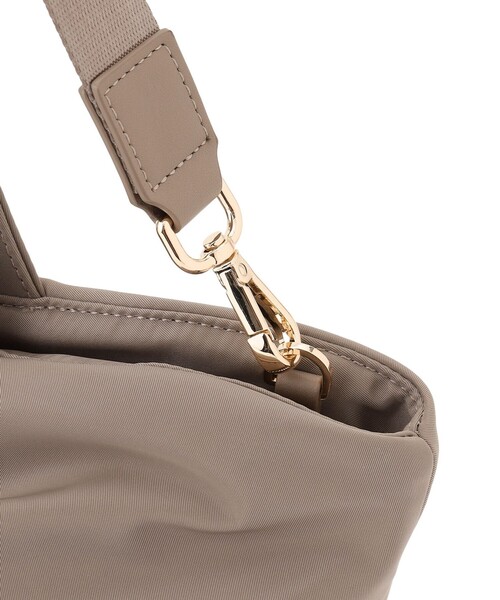 TOCCA（トッカ） トートバッグ RIBBON KNOT NYLONBAG ナイロントート