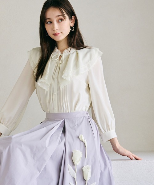 オーディア ミューズ（Audie a Muses）/立体フラワーモチーフ付きフレアスカート Audie a Muses（オーディア ミューズ） スカート 立体フラワーモチーフ