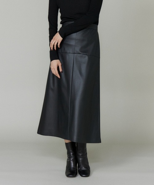 INED（イネド） スカート フェイクレザートラペーズスカート