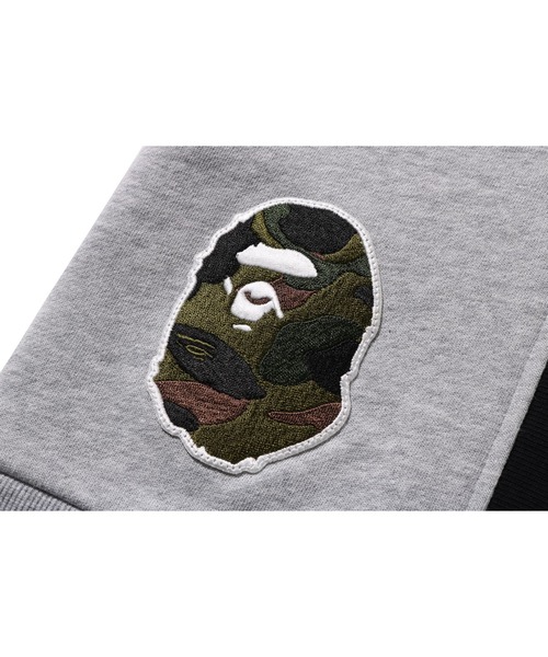 A BATHING APE（アベイシングエイプ） トレーナー 1ST CAMO APE HEAD