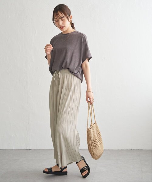 Amomento ベージュ プリーツ入り ワイドパンツ ikka（イッカ） ワイドパンツ パンツ 「雑誌InRed6月号掲載」さらっと