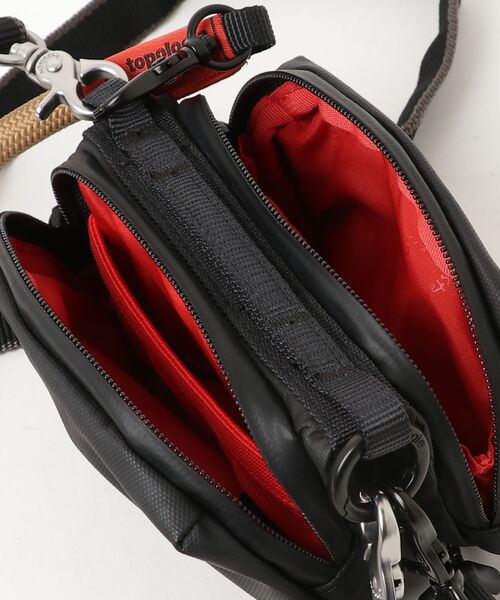 【美品】topologieショルダーバック Topologie（トポロジー） ワンポイントショルダーバッグ - ブラック